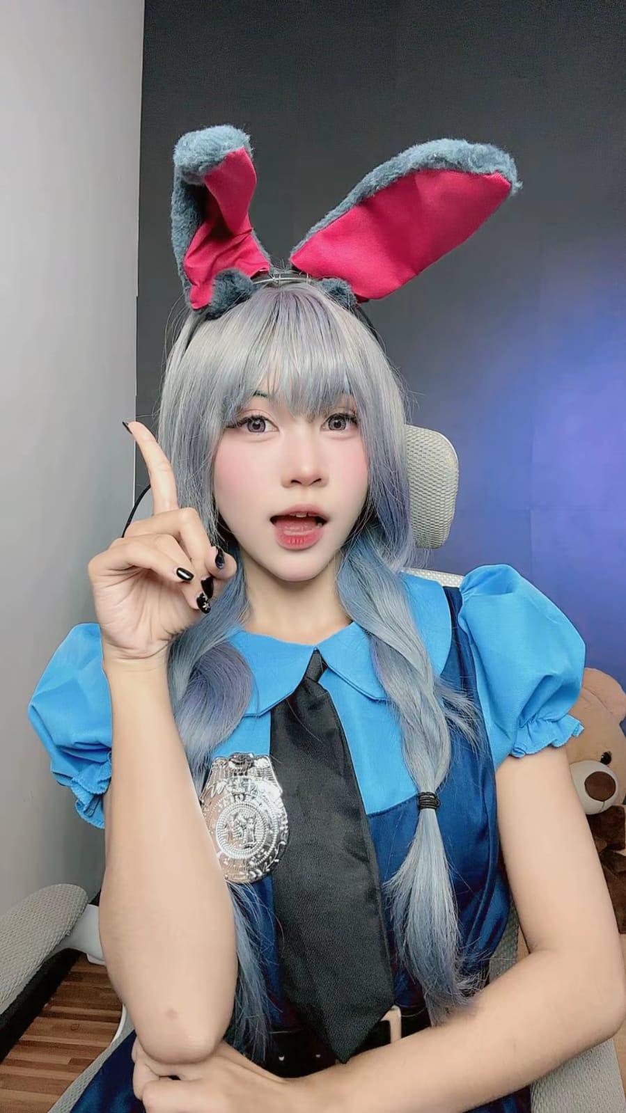 aoibbin cosplay